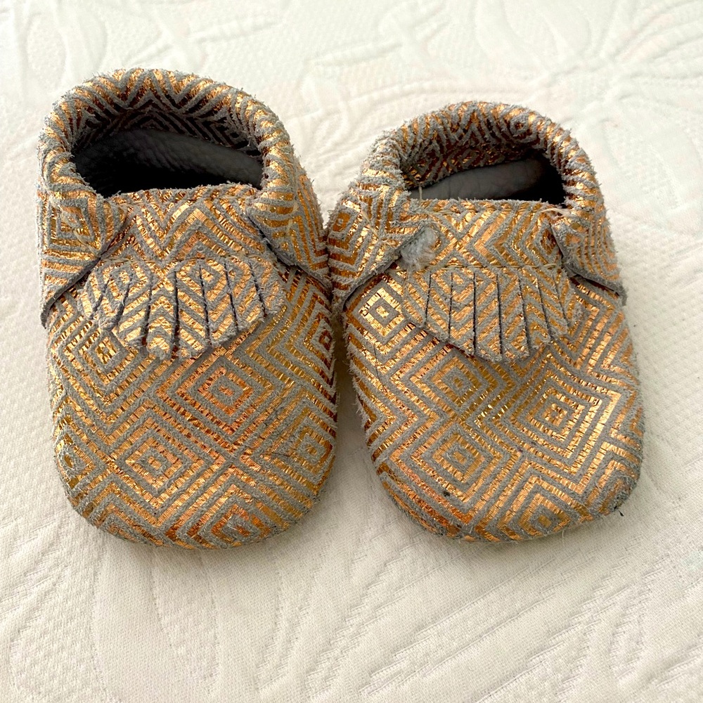 Freshly Picked metallic fringe moccasins- baby